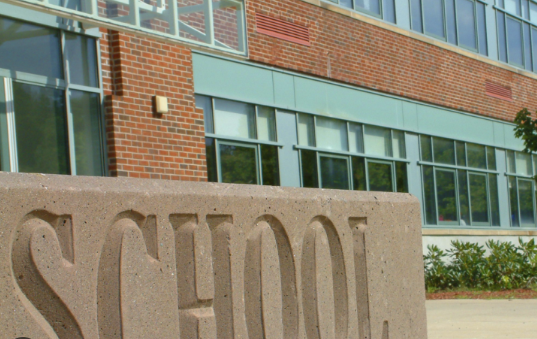 Mengapa Kurikulum Cambridge International School Menjadi Pilihan Populer di Indonesia?